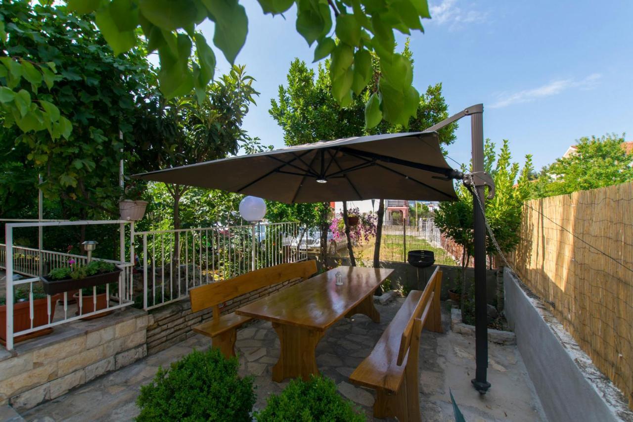 Apartments Ivan Vodice Exterior photo